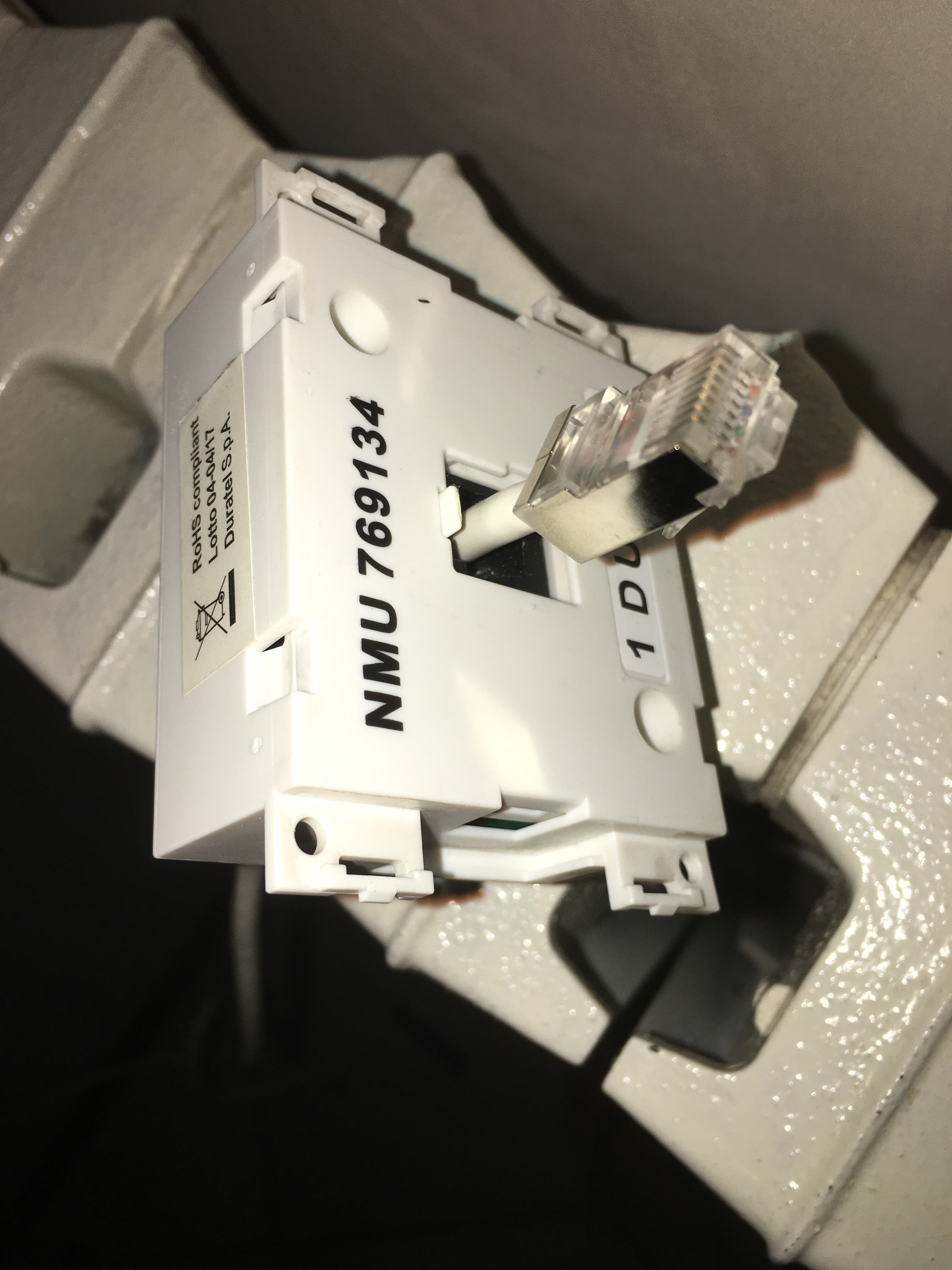 Problema presa rj11 + preparazione impianto telefonico - FibraClick Forum